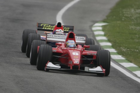 Første sæson i GP2 - her under pres på Imola